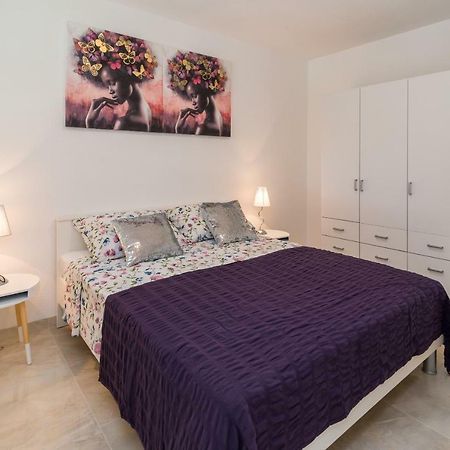 Apartment Arna Krk Town Eksteriør bilde