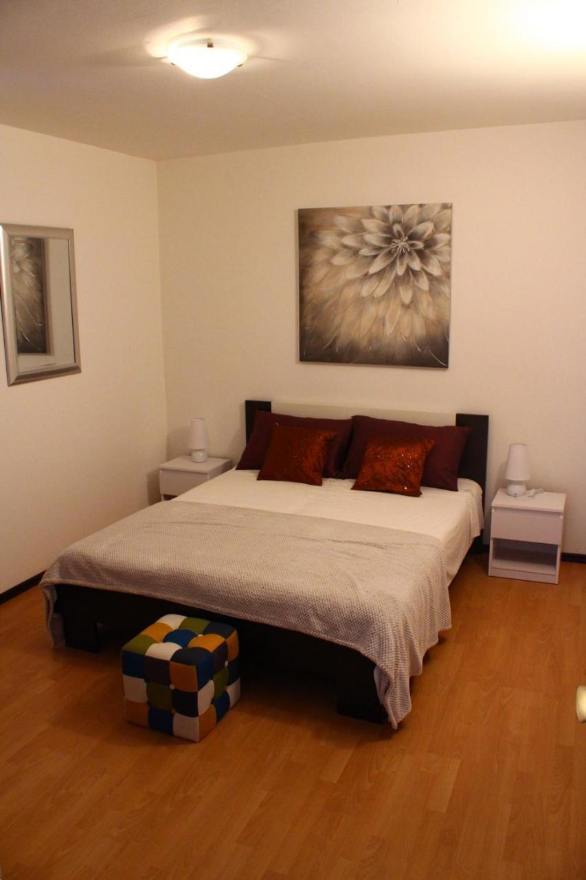 Apartment Arna Krk Town Eksteriør bilde