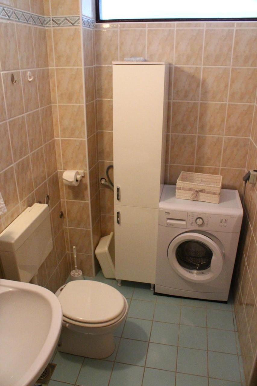 Apartment Arna Krk Town Eksteriør bilde