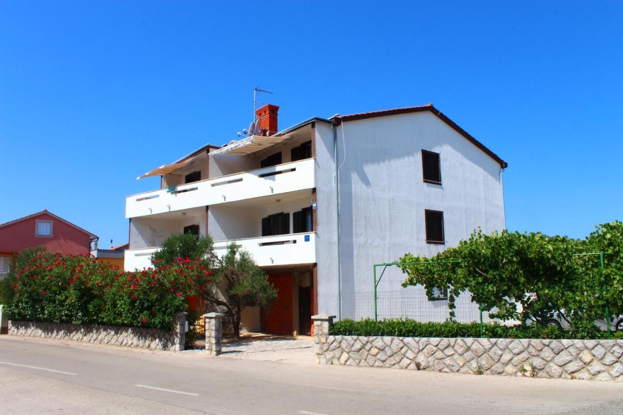 Apartment Arna Krk Town Eksteriør bilde