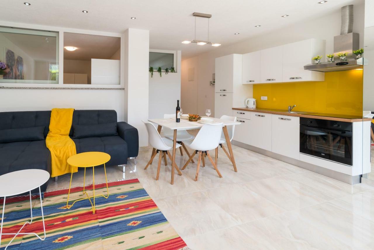 Apartment Arna Krk Town Eksteriør bilde